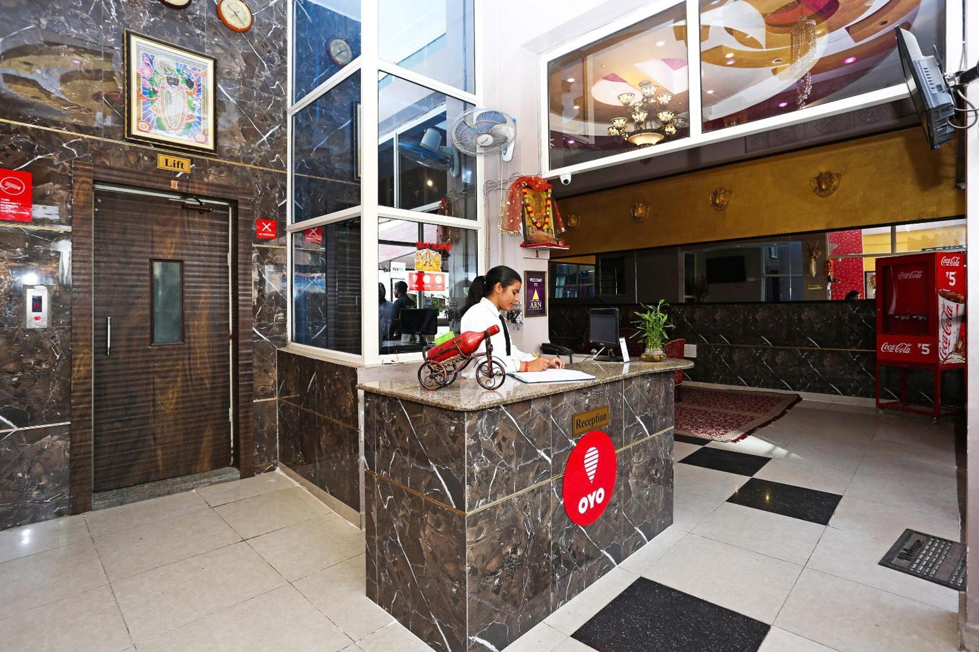 OYO 10137 Hotel Vaishnavi Kota  Extérieur photo