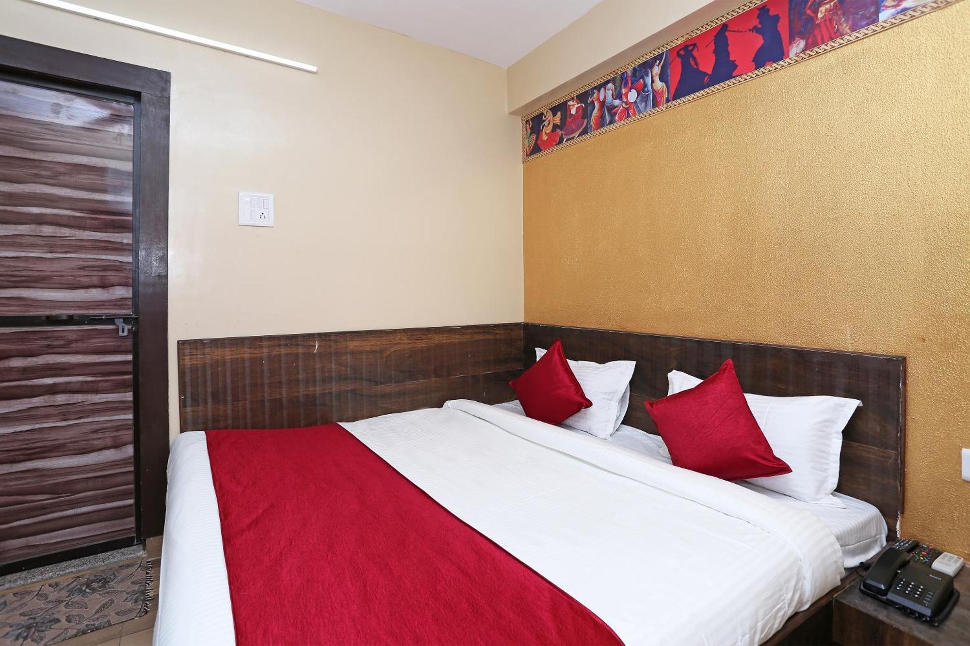 OYO 10137 Hotel Vaishnavi Kota  Extérieur photo